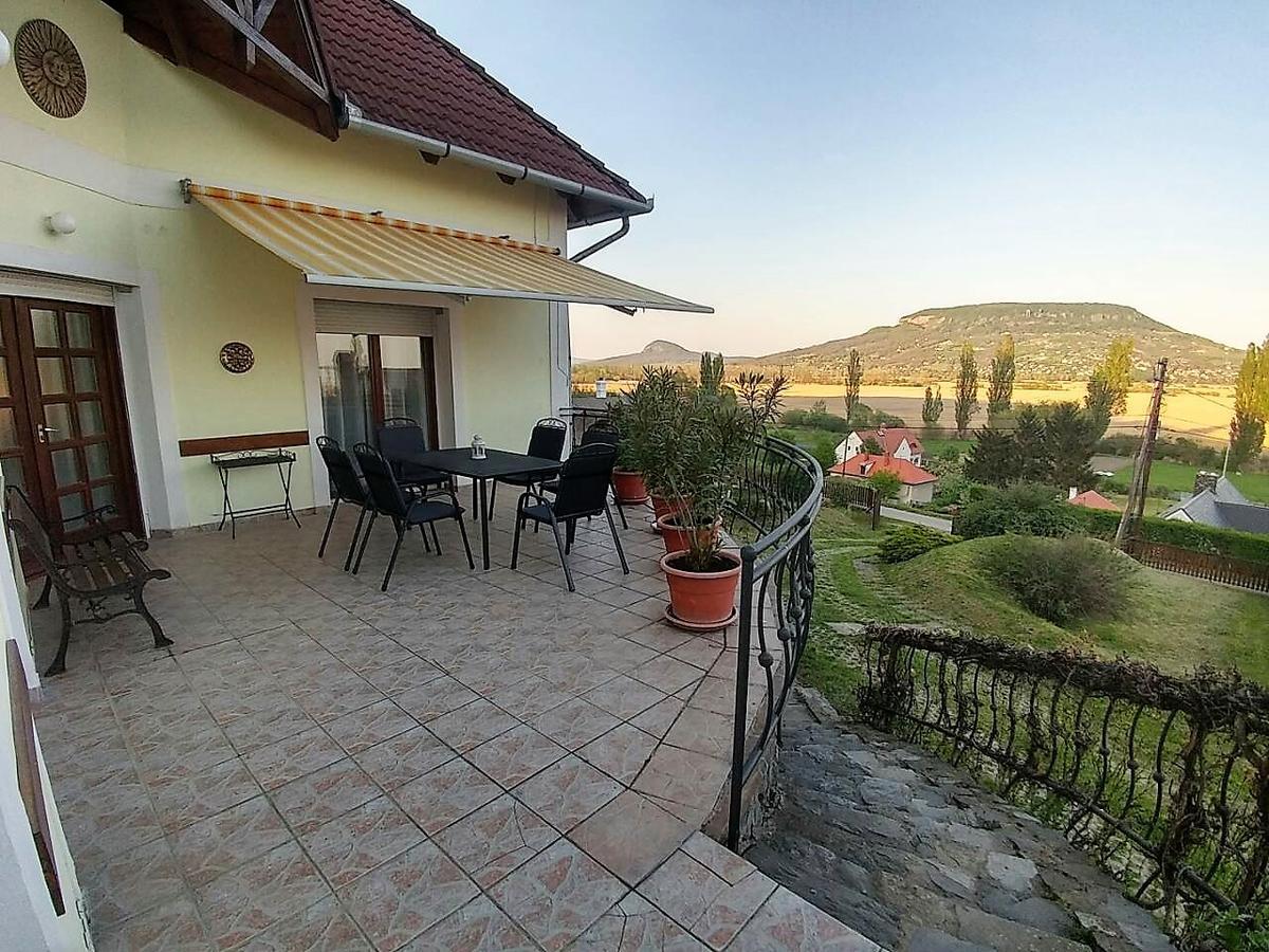 Szigligeti Panorama Apartmanhaz 外观 照片