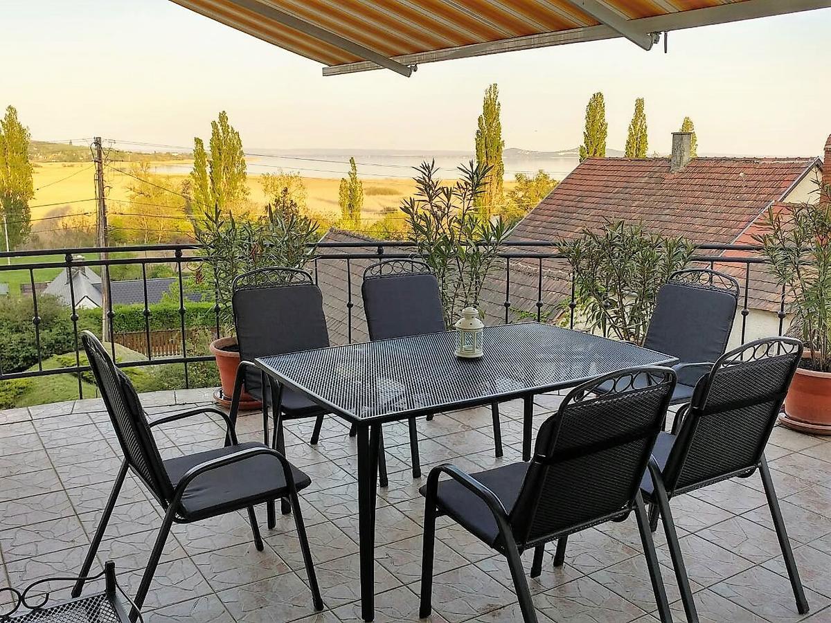 Szigligeti Panorama Apartmanhaz 外观 照片